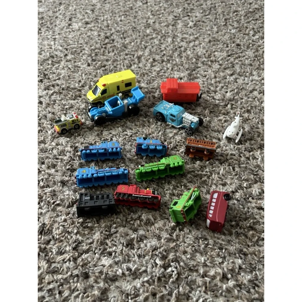Small Toy Cars Plastic Train Figures Lot